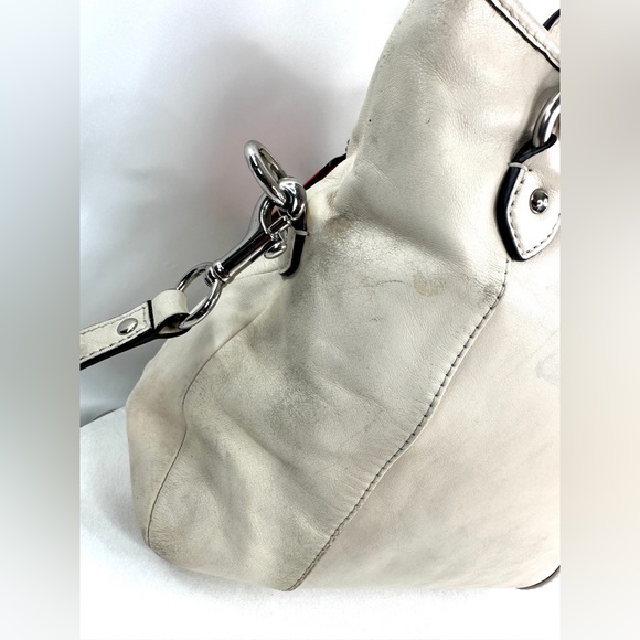 Coach Daisy Mia F23901 Cream Leather Medium Satchel Shoulder Bag Purse 2 Charms - Picture 14 of 15